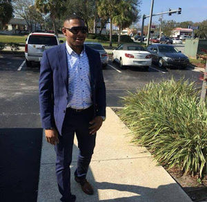 Meet your Posher, Chuck